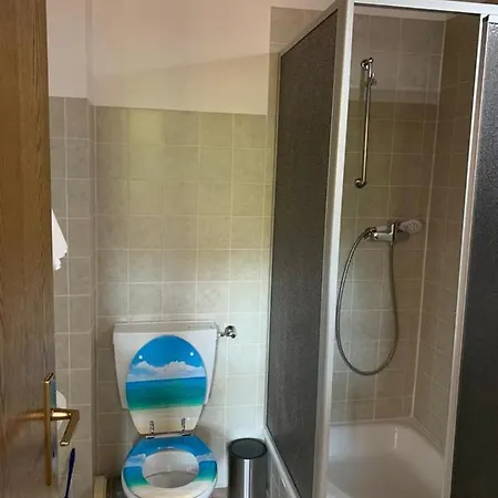 Im Alten Reihenhaus Auf Der Stadtmauer Homestay