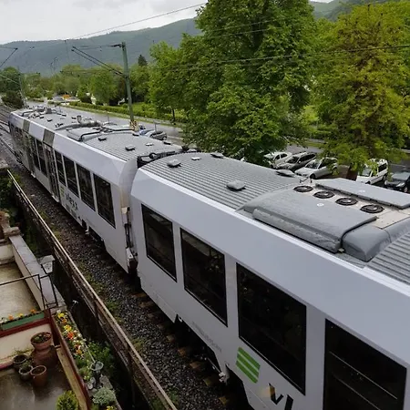 Im Alten Reihenhaus Auf Der Stadtmauer Проживание в семье *